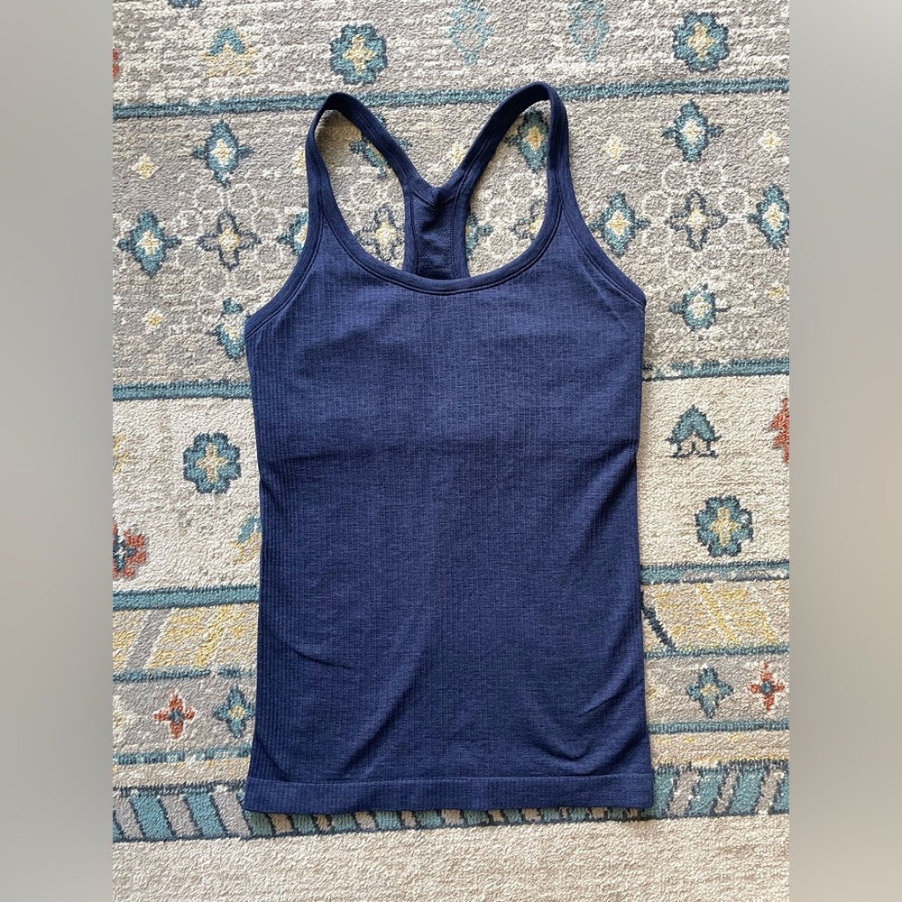 LULULEMON Ebb to Street Tank